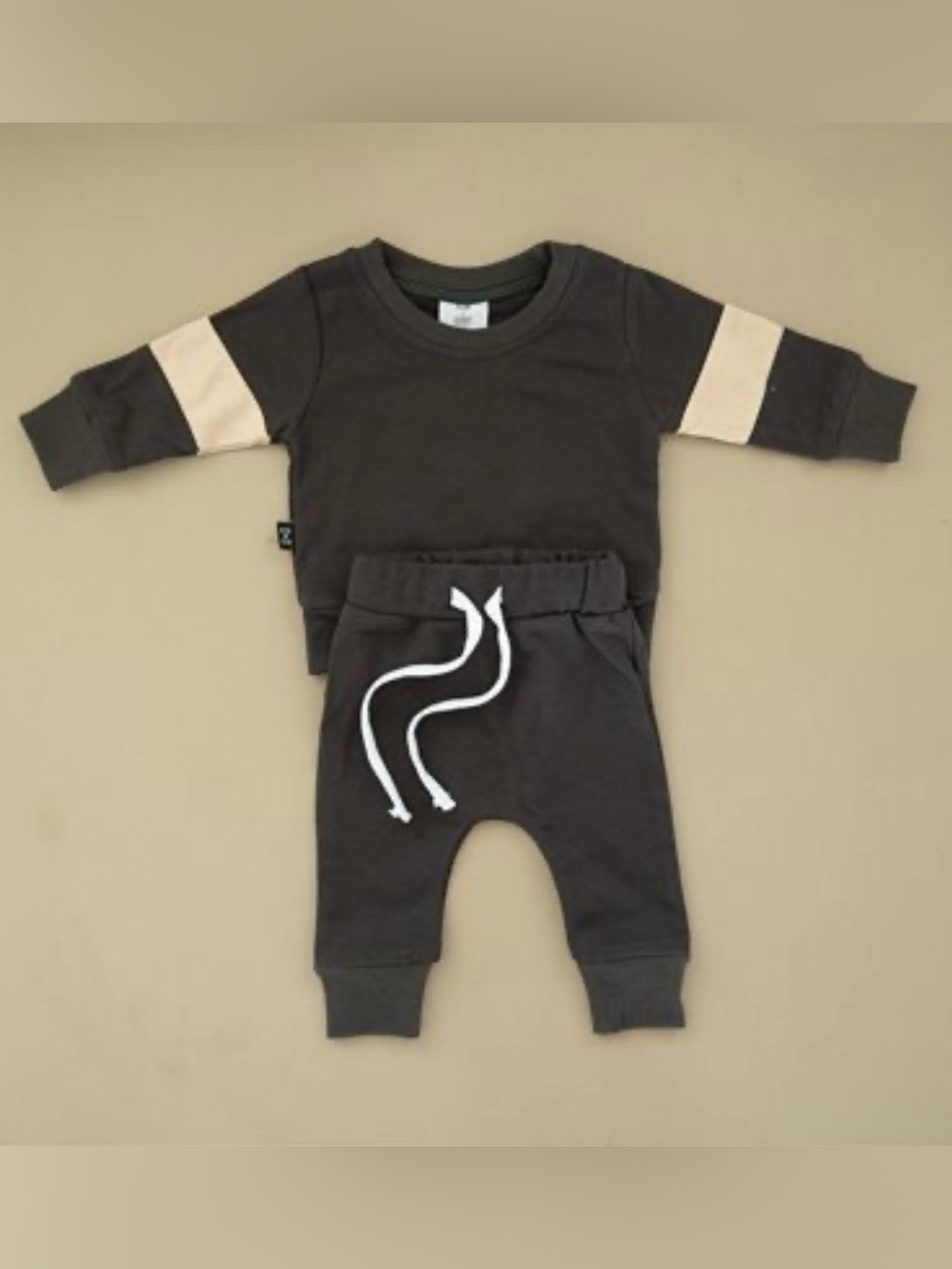 Olive + Scout Charcoal Jogger Set with Cream Sleeve Stripes